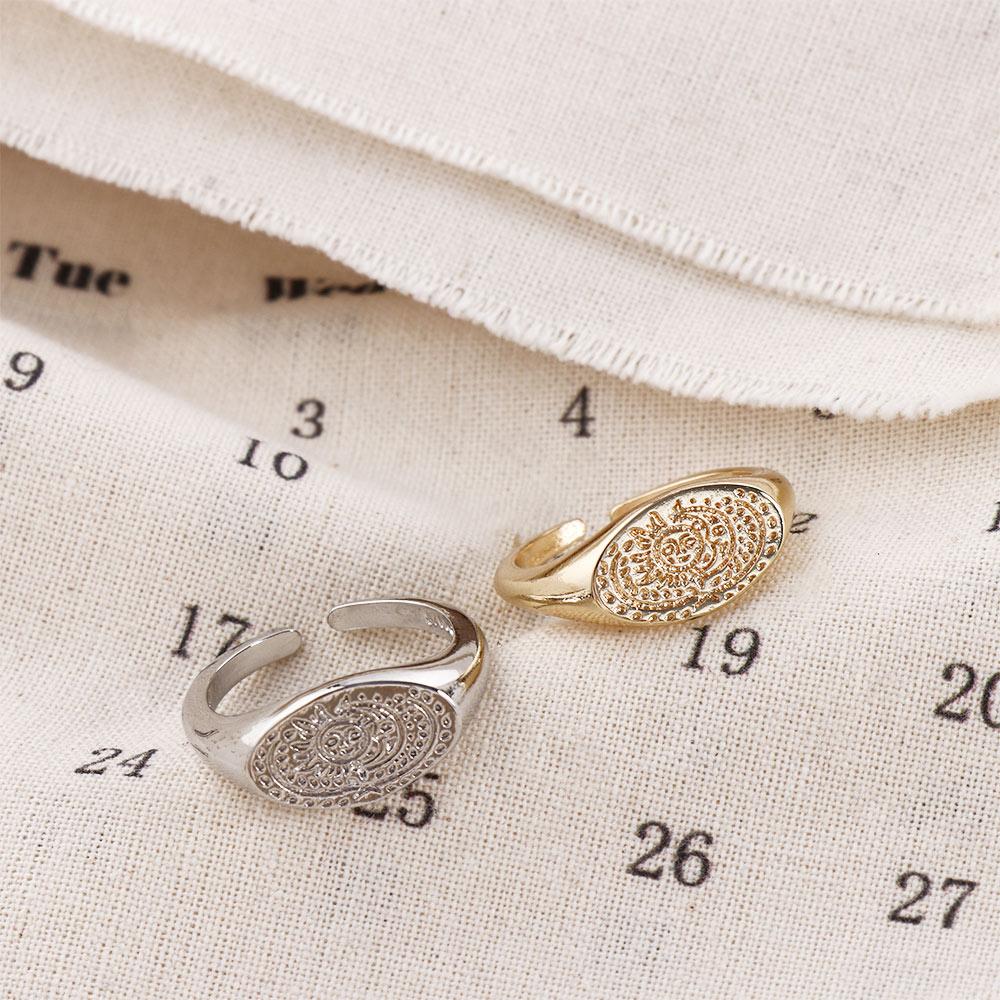 Korean Daily Lifestyle - Minimalistischer Ring mit Sonnen- und Mondmuster,